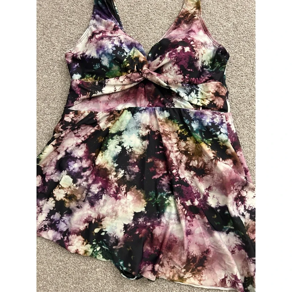 Torrid Swim Dress Womens 1 Multi Color Excellent Tie Dye Handkerchief Hem Twist